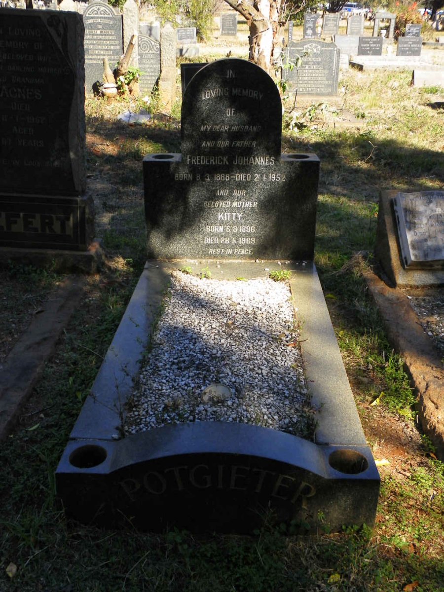 POTGIETER Frederick Johannes 1888-1952 & Kitty 1896-1969