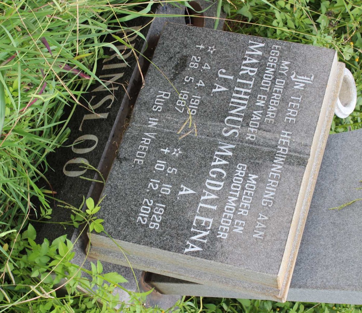 PRINSLOO Marthinus J.A. 1919-1987 &amp; Magdalena A. 1926-2012