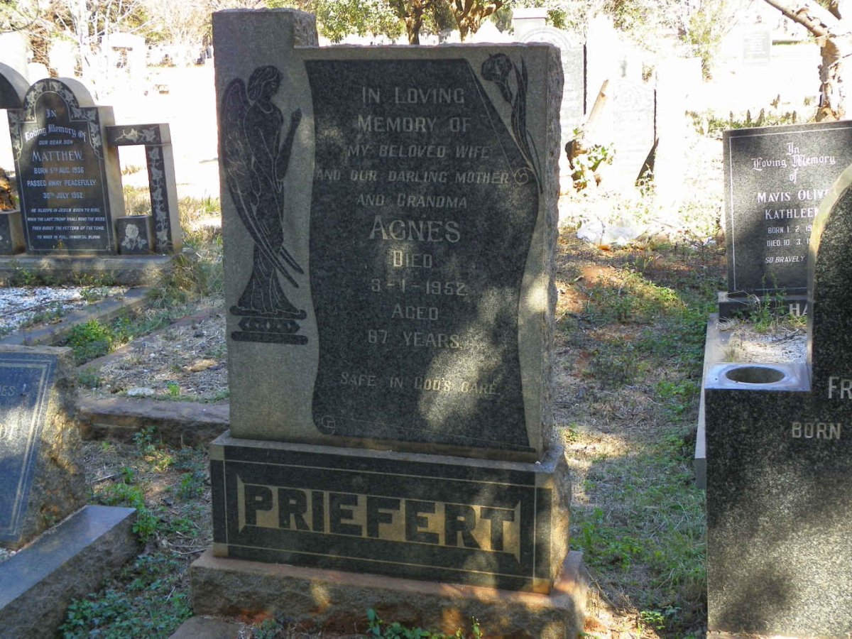 PRIEFERT Agnes -1952