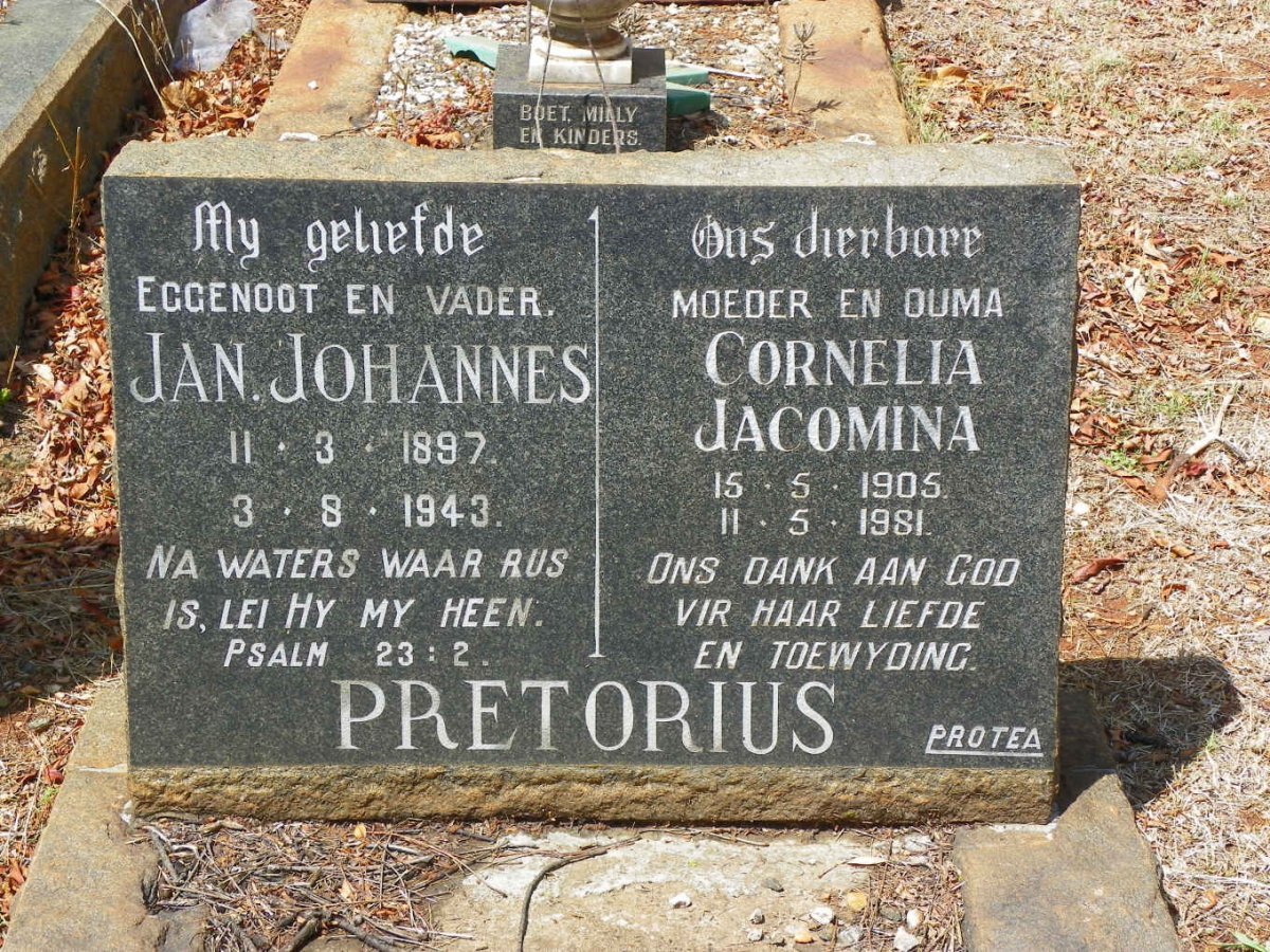 PRETORIUS Jan Johannes 1897-1943 &amp; Cornelia Jacomina 1905-1981