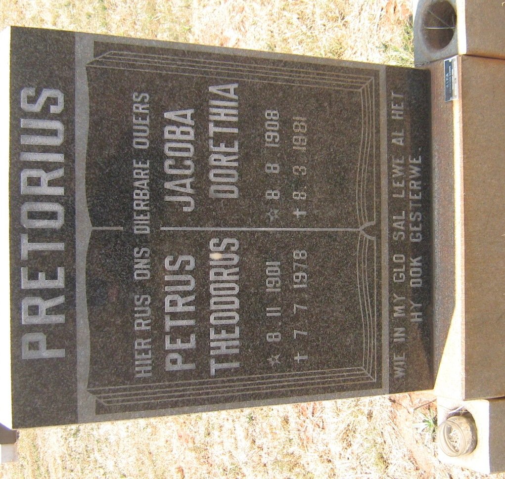 PRETORIUS Petrus Theodorus 1901-1978 &amp; Jacoba Dorethia 1908-1981