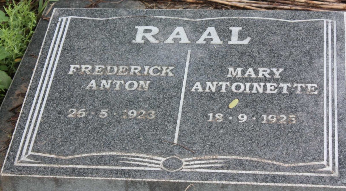 RAAL Antoinette Johanna 1898-1983 :: RAAL Frederick Anton 1923- &amp; Mary Antoinette 1925-
