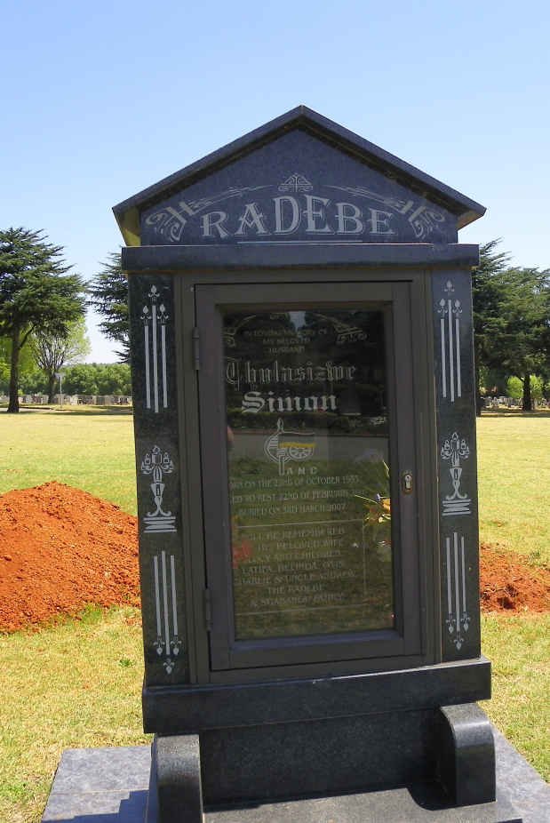 RADEBE Thulasizwe Simon 1955-2007