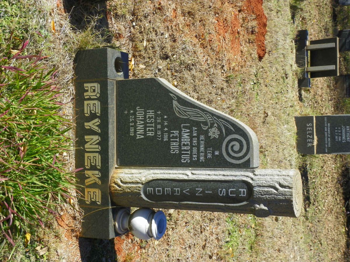 REYNEKE Lambertus Petrus 1916-1977 &amp; Hester Johanna 1919-
