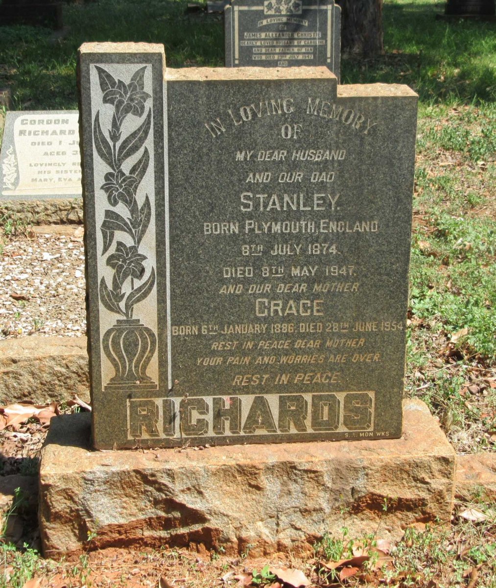 RICHARDS Stanley 1874-1947 &amp; Grace 1886-1954