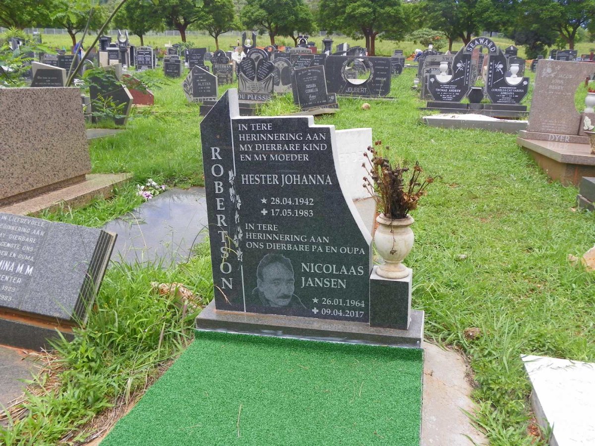 ROBERTSON Hester Johanna 1942-1983 :: ROBERTSON Nicolaas Jansen 1964-2017