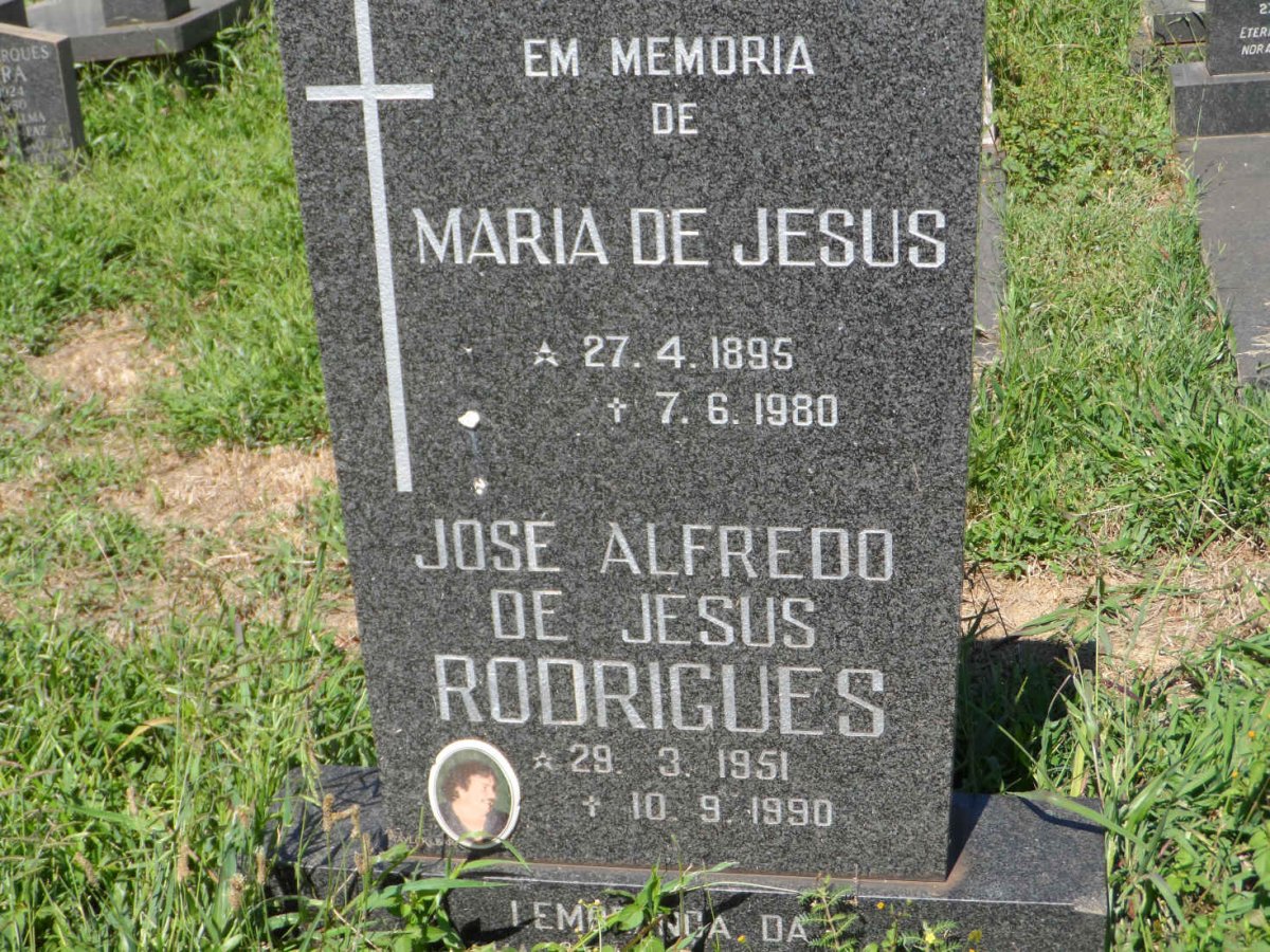 RODRIGUES Maria de Jesus 1895-1980 :: RODRIGUES Jose Alfredo de Jesus 1951-1990
