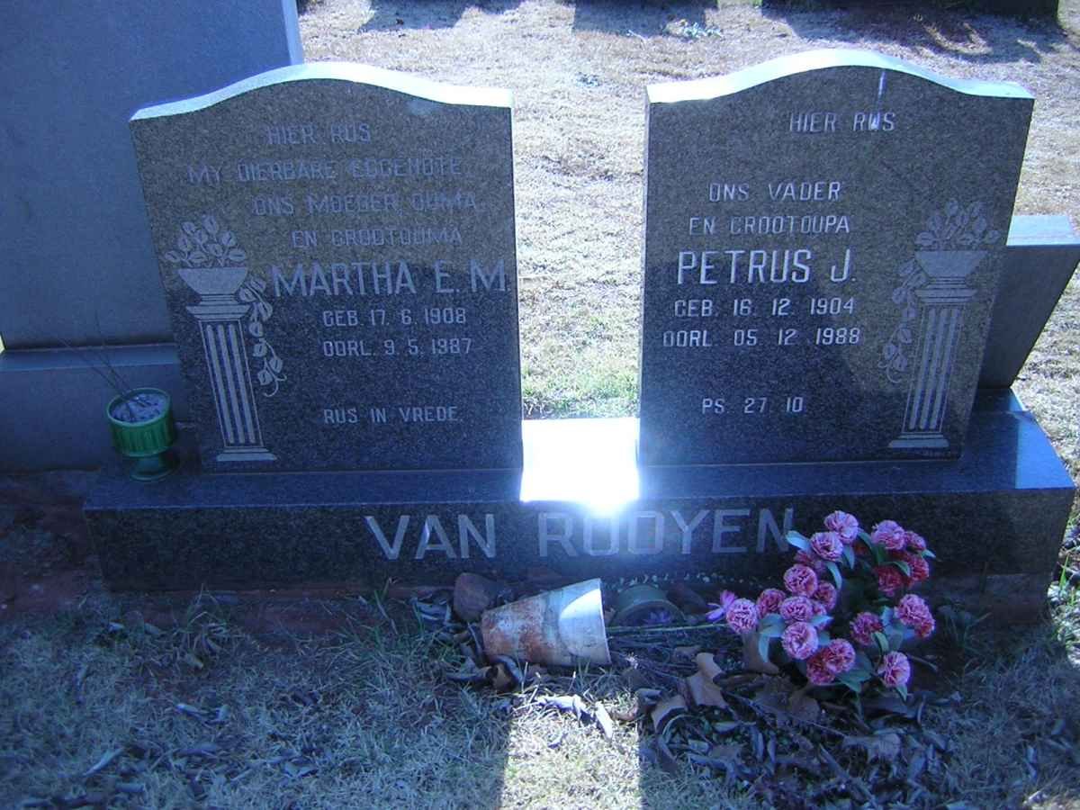 ROOYEN Petrus J. 1904-1988 &amp; Martha E.M. 1908-1987