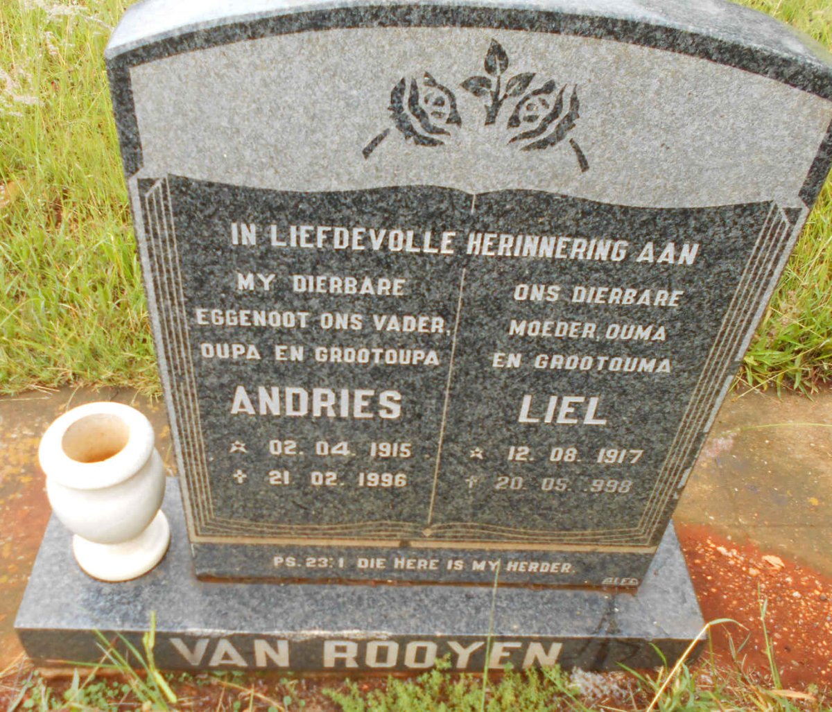 ROOYEN Andries, van 1915-1996 &amp; Liel 1917-1998