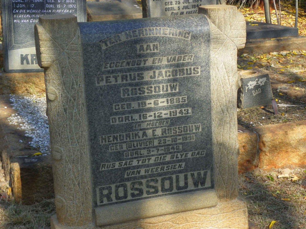 ROSSOUW Petrus Jacobus 1885-1943 &amp; Hendrika E. OLIVIER 1891-1946