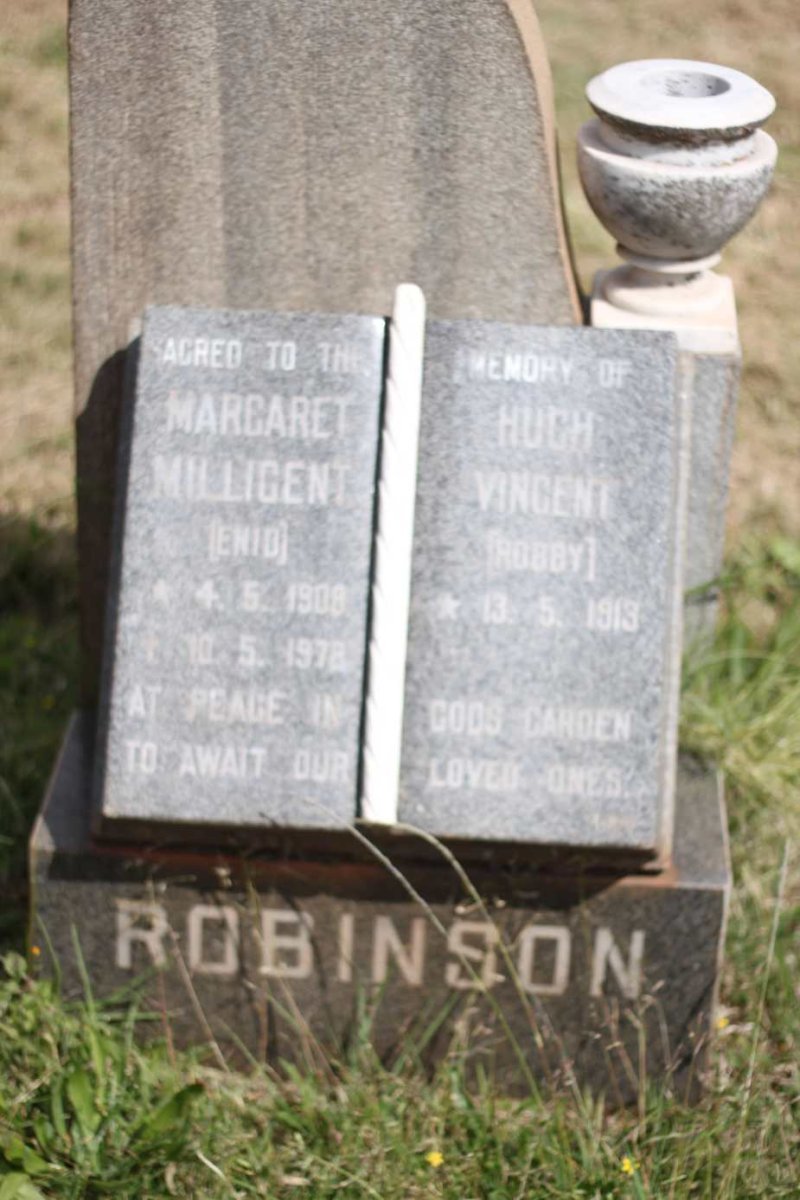 ROBINSON Hugh Vincent 1913- &amp; Margaret Millicent 1908-1978