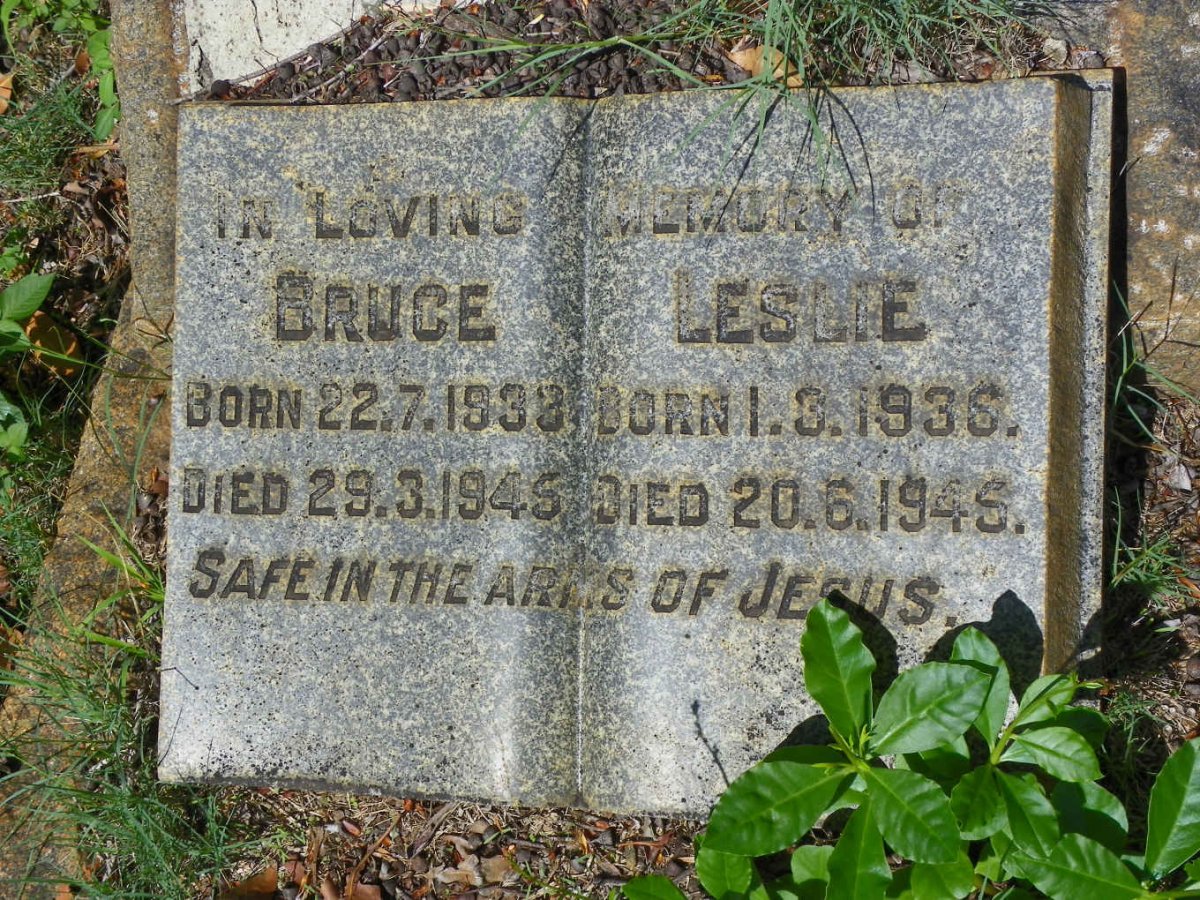 ROSS Bruce 1933-1945 :: ROSS Leslie 1936-1945