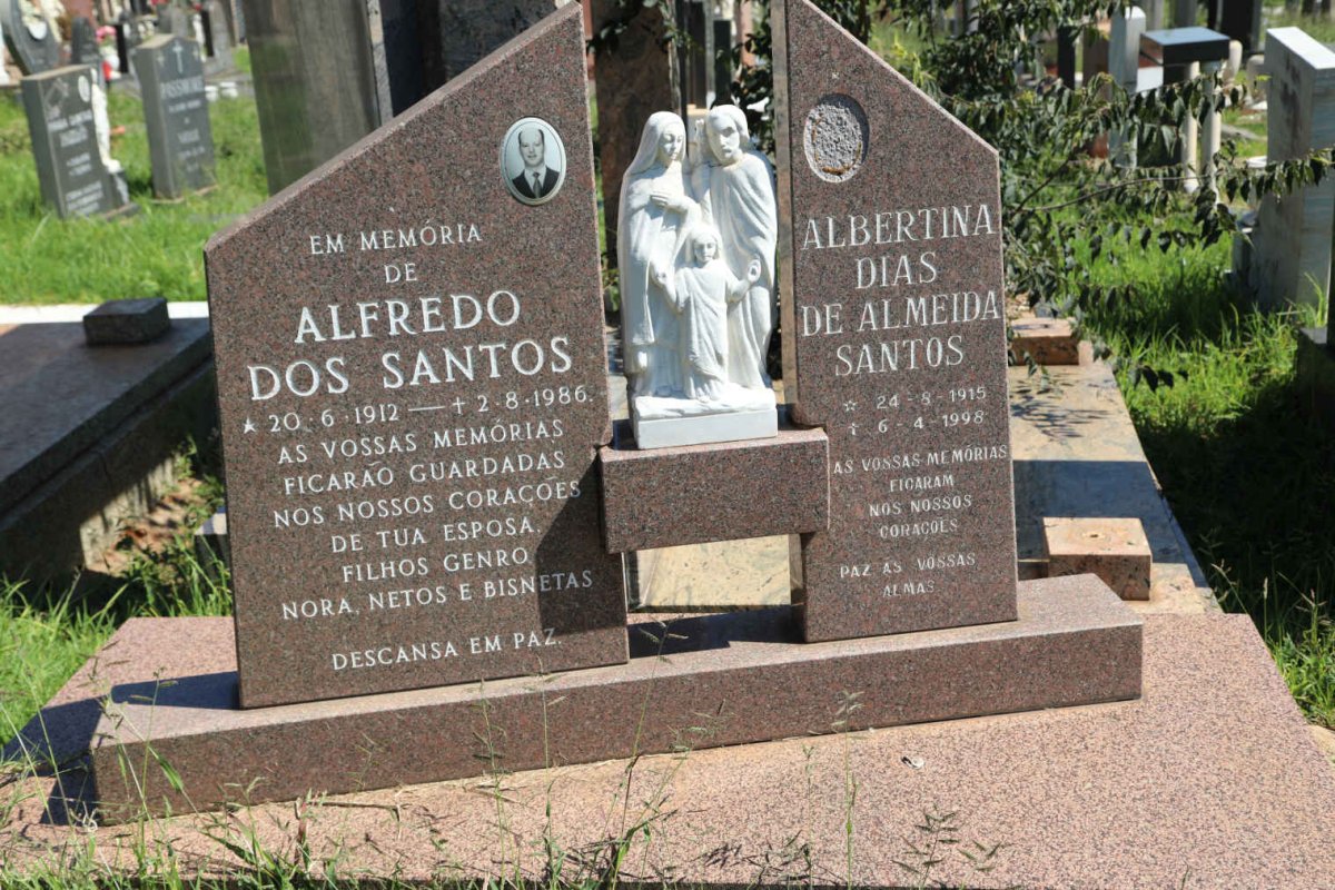 SANTOS Alfredo, dos 1912-1986 &amp; Albertina DE ALMEIDA 1915-1998