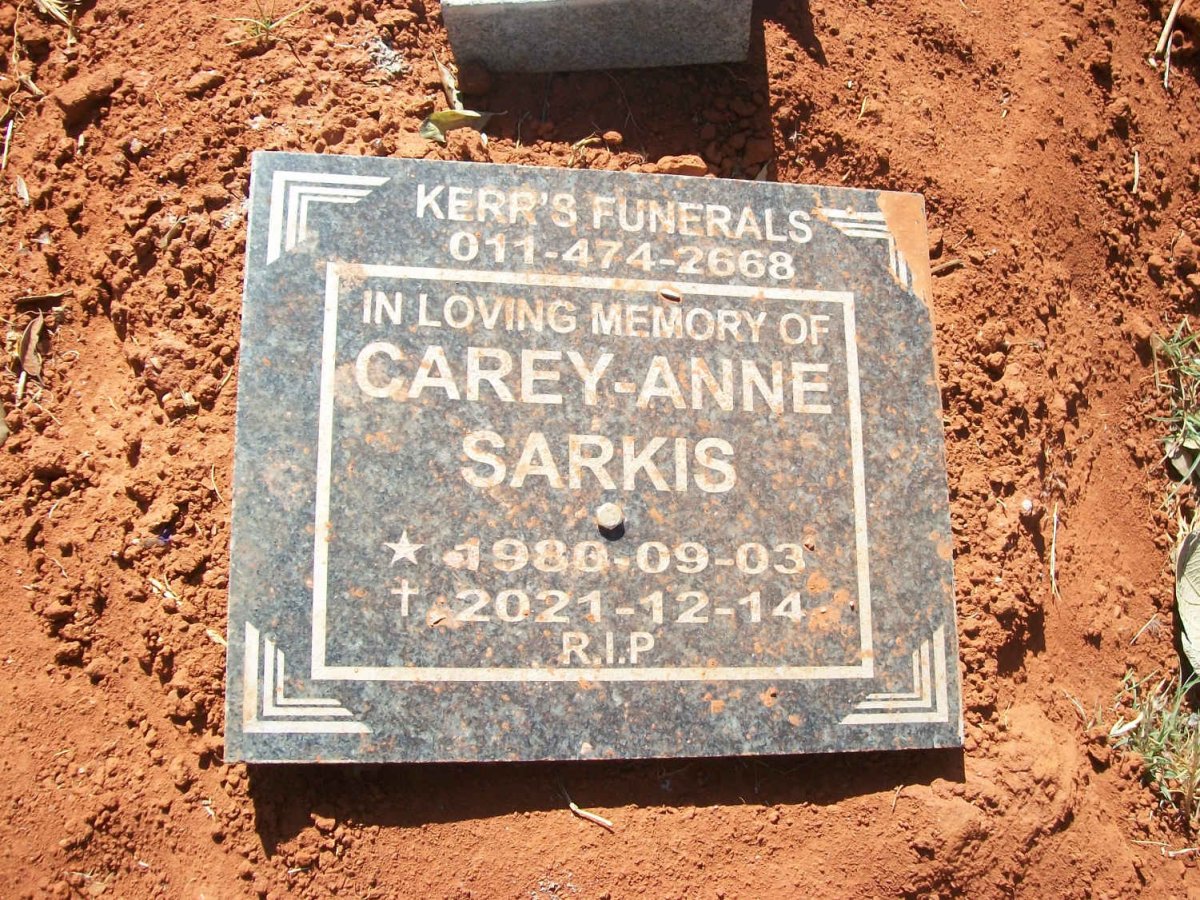 SARKIS Carey-Anne 1980-2021