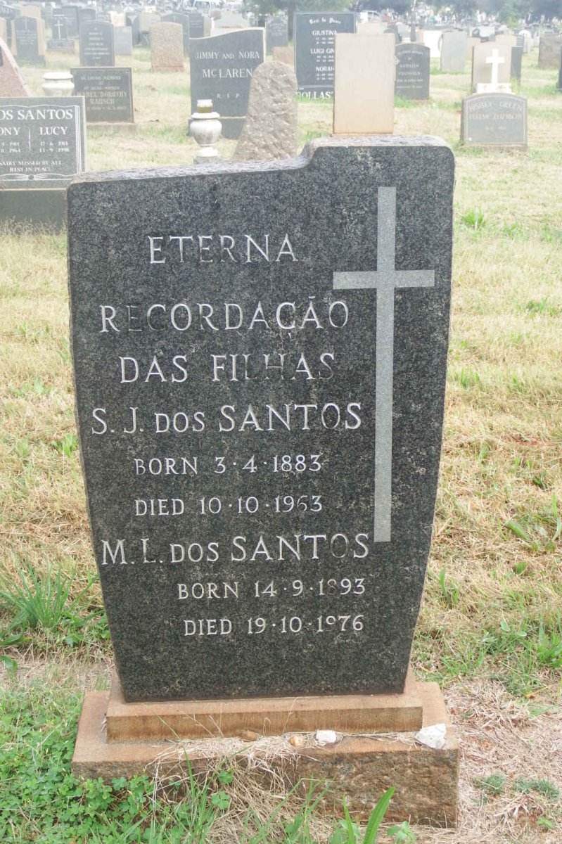 SANTOS S.J., dos 1883-1963 :: SANTOS M.L., dos 1893-1976