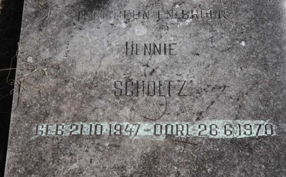 SCHOLTZ Hennie 1947-1970