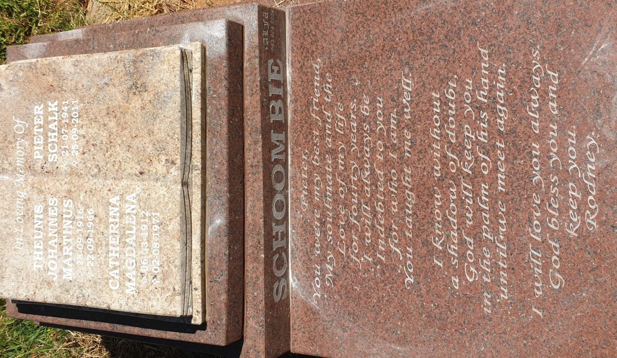 SCHOOMBIE Theunis Johannes Martinus 1916-1966 :: SCHOOMBIE Catherina Magdalena 1912-1971 :: SCHOOMBIE Pieter Schalk 1941-2011