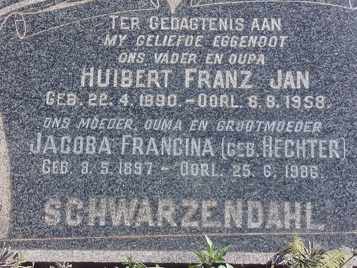 SCHWARZENDAHL Huibert Franz Jan 1890-1958 &amp; Jacoba Francina HECHTER 1897-1986