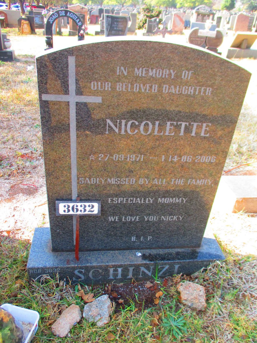 SCHINZL Nicolette 1971-2006