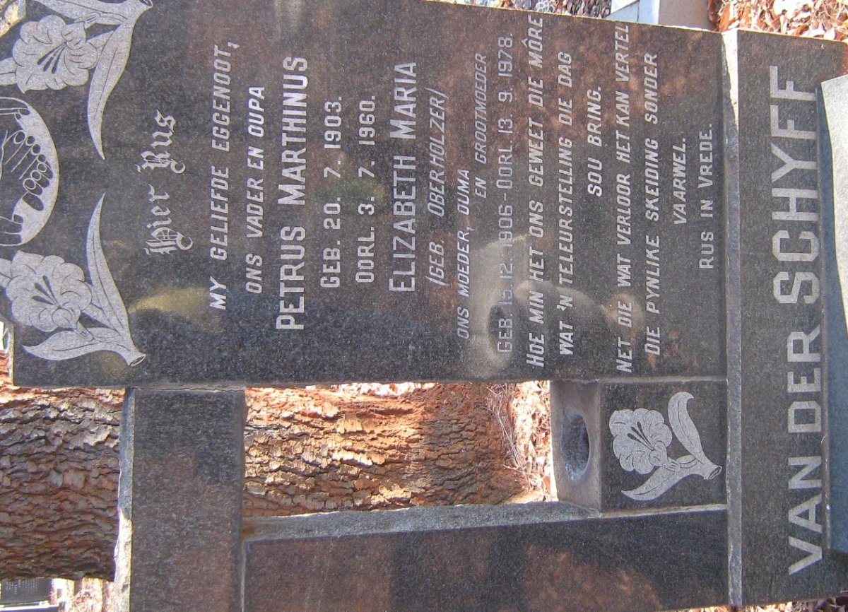 SCHYFF Petrus Marthinus, van der 1903-1960 &amp; Elizabeth Maria OBERHOLZER 1906-1978
