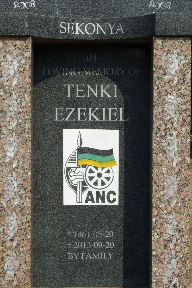 SEKONYA Tenki Ezekiel 1961-2013
