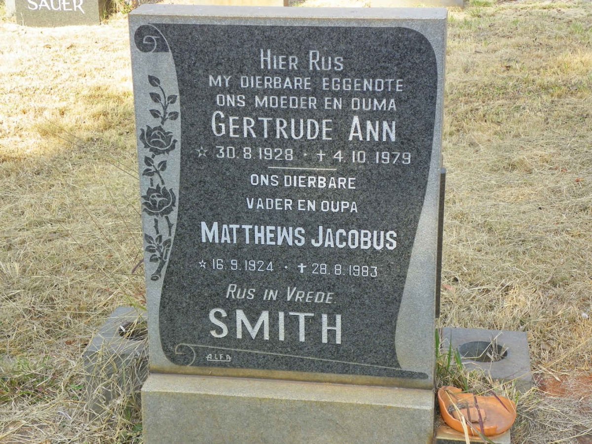 SMITH Matthews Jacobus 1924-1983 &amp; Gertrude Ann 1928-1979