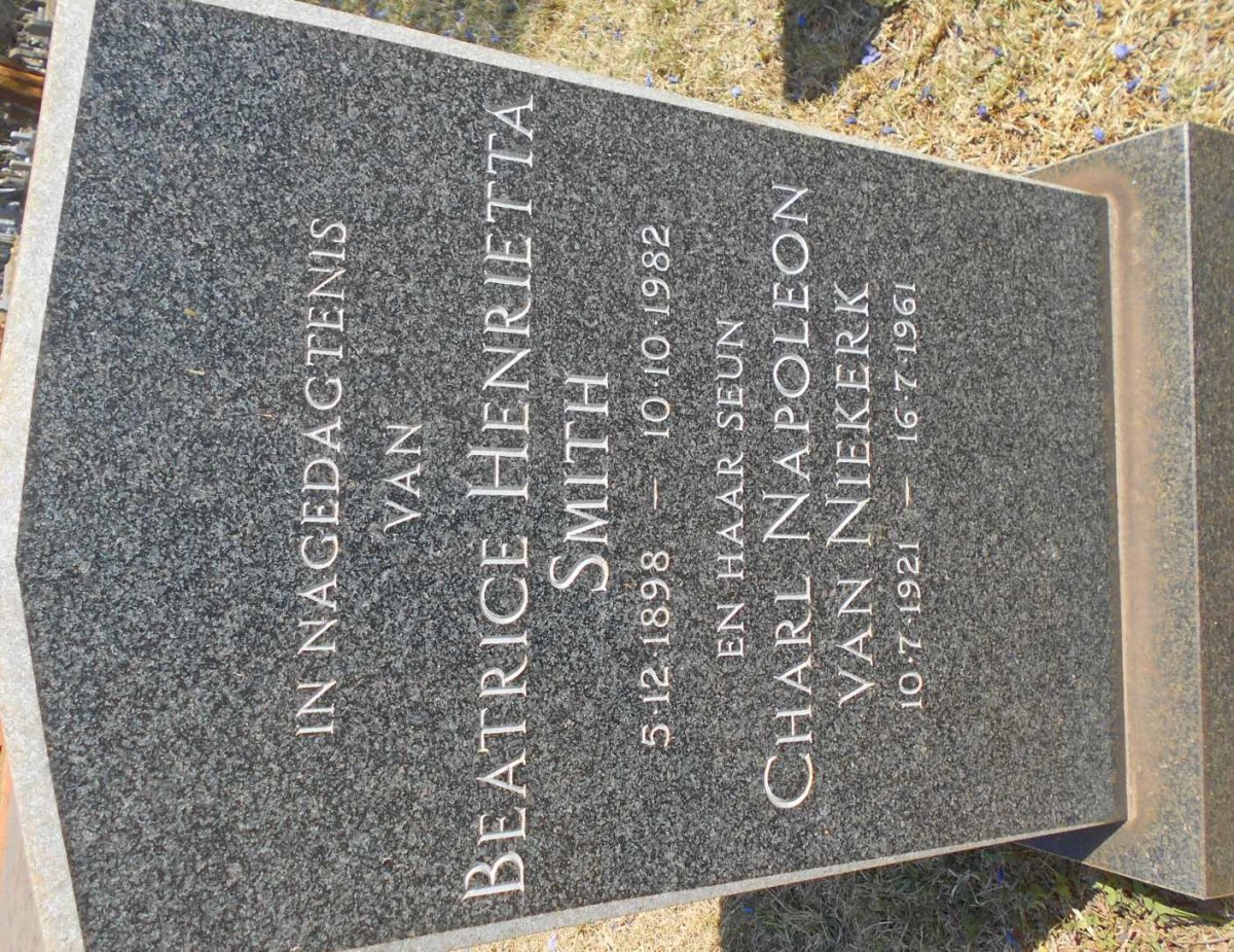 SMITH Beatrice Henrietta 1898-1982 :: SMITH Charl Napoleon van Niekerk 1921-1961