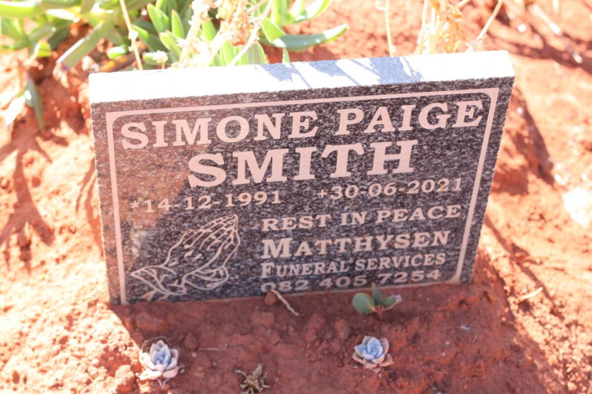 SMITH Simone Paige 1991-2021