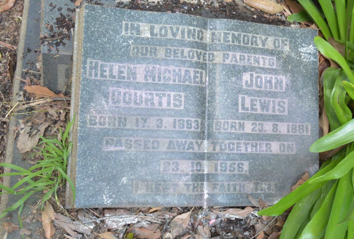 SMALLBONES John Lewis -1956 &amp; Helen Michael COURTIS -1956