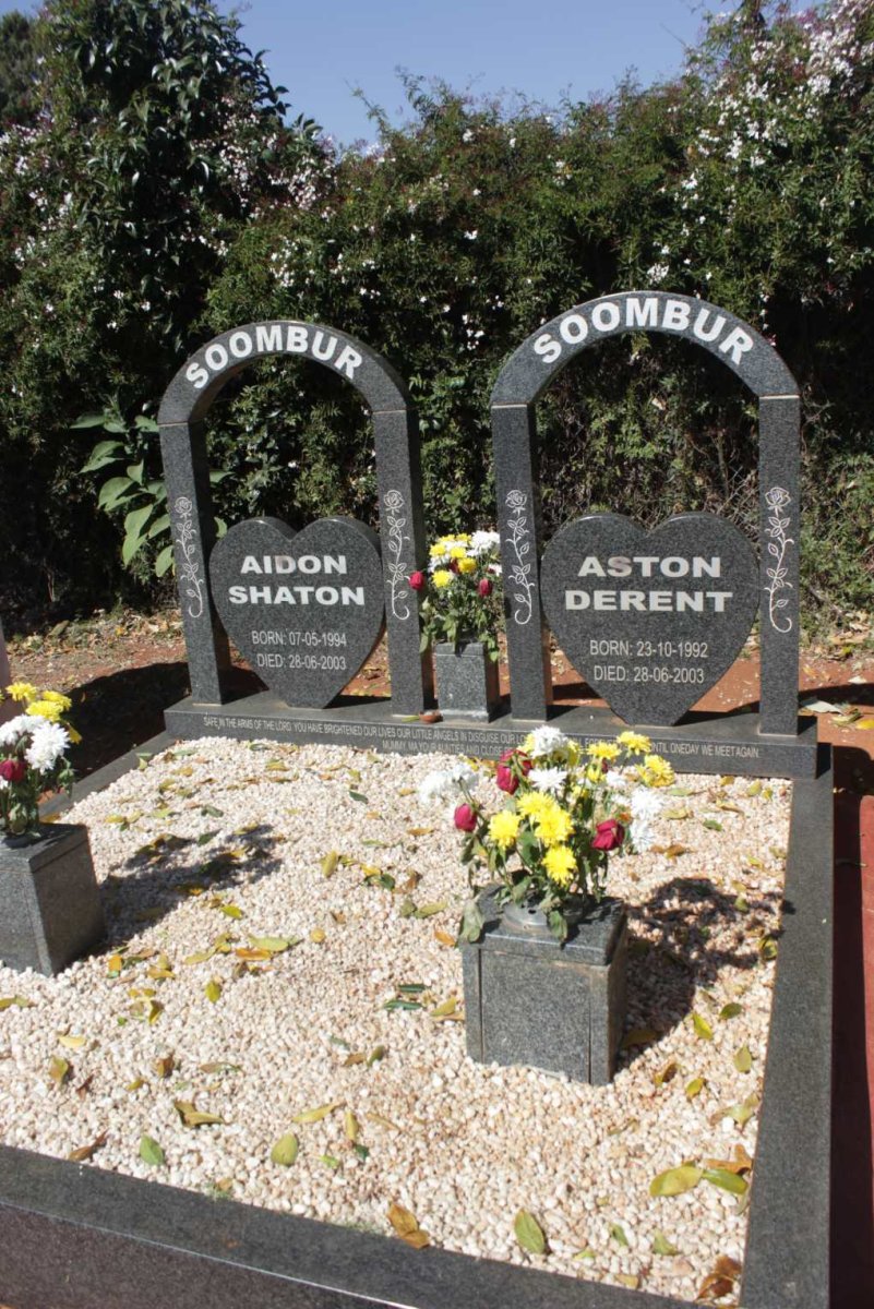 SOOMBUR Aston Derent 1992-2003 :: SOOMBUR Aidon Shaton 1994-2003