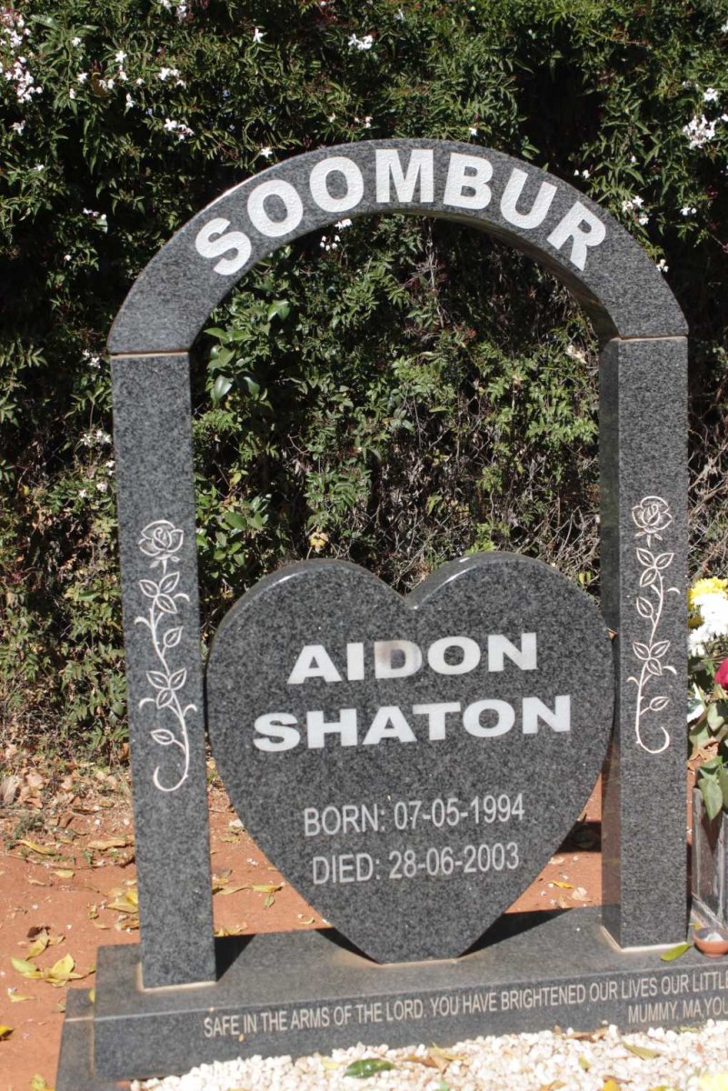 SOOMBUR Aidon Shaton 1992-2003 :: SOOMBUR Aston Derent 1994-2003