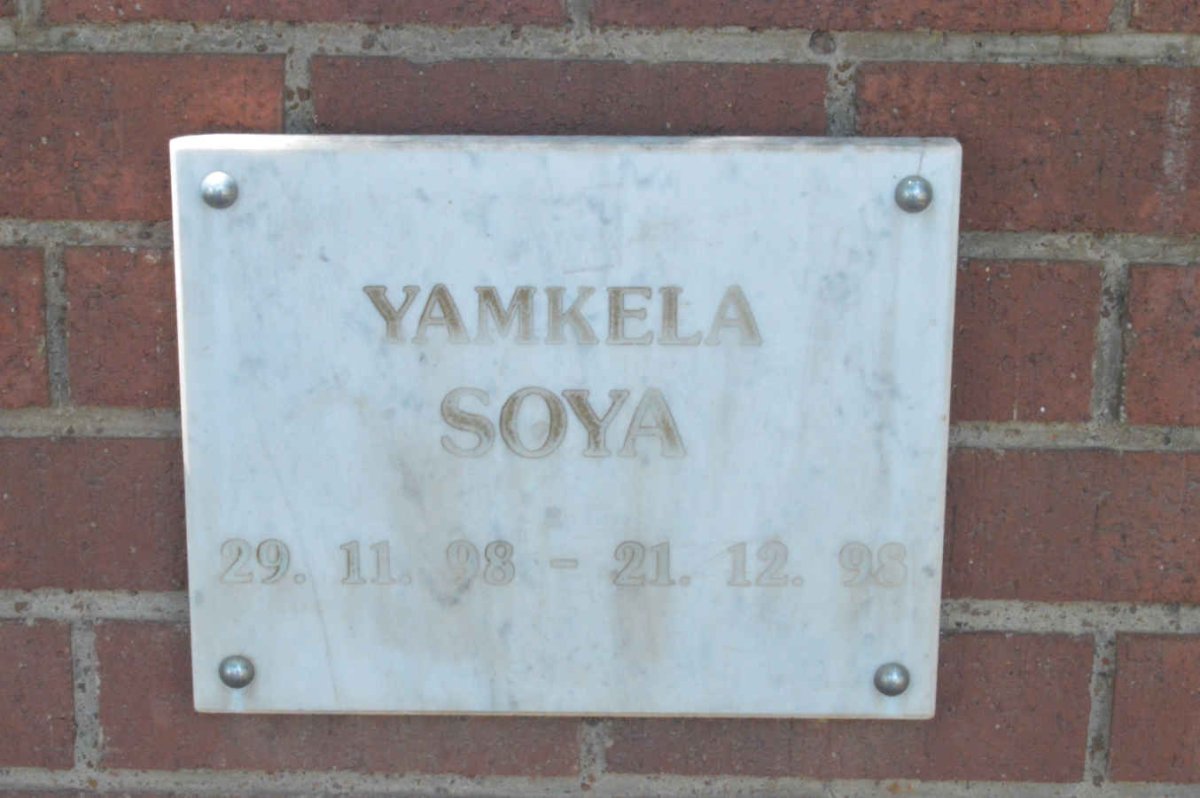 SOYA Yamkela 1998-1998