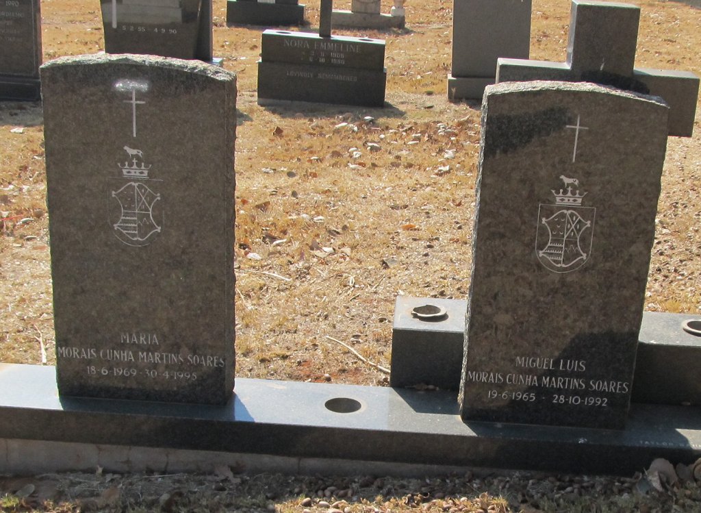 SOARES Miguel Luis Morais Cunha Martins 1965-1992 &amp; Maria 1969-1995