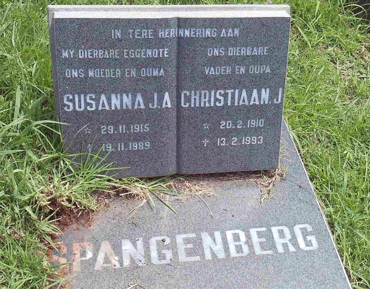 SPANGENBERG Christiaan J. 1910-1993 &amp; Susanna J.A. 1915-1989