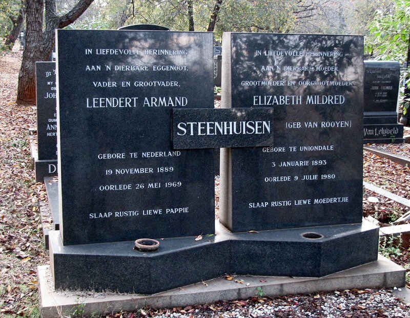 STEENHUISEN Leendert Armand 1889-1969 &amp; Elizabeth Mildred van ROOYEN 1893-1980