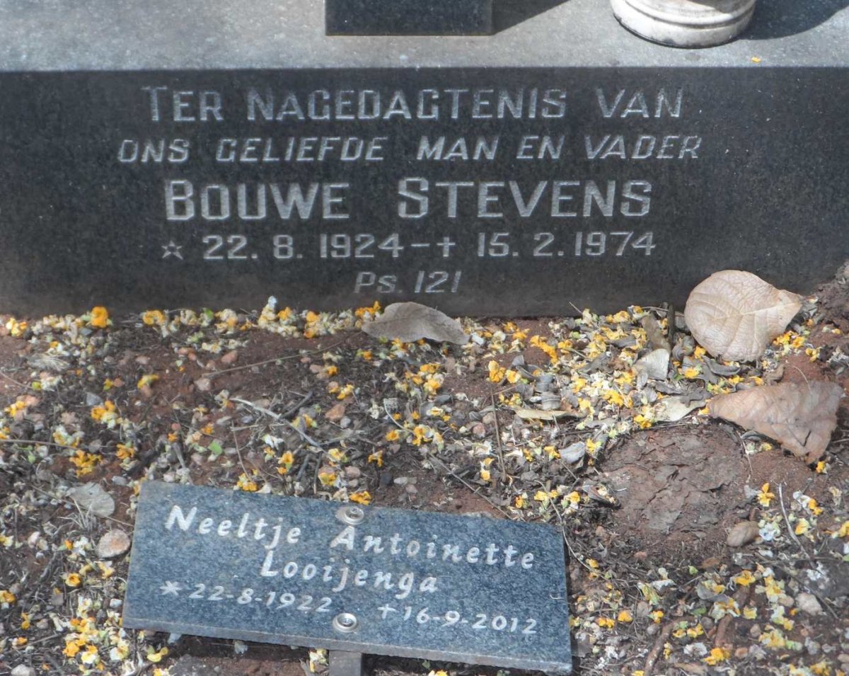 STEVENS Bouwe 1924-1974 &amp; Neeltje Antoinette Looijenga 1922-2012