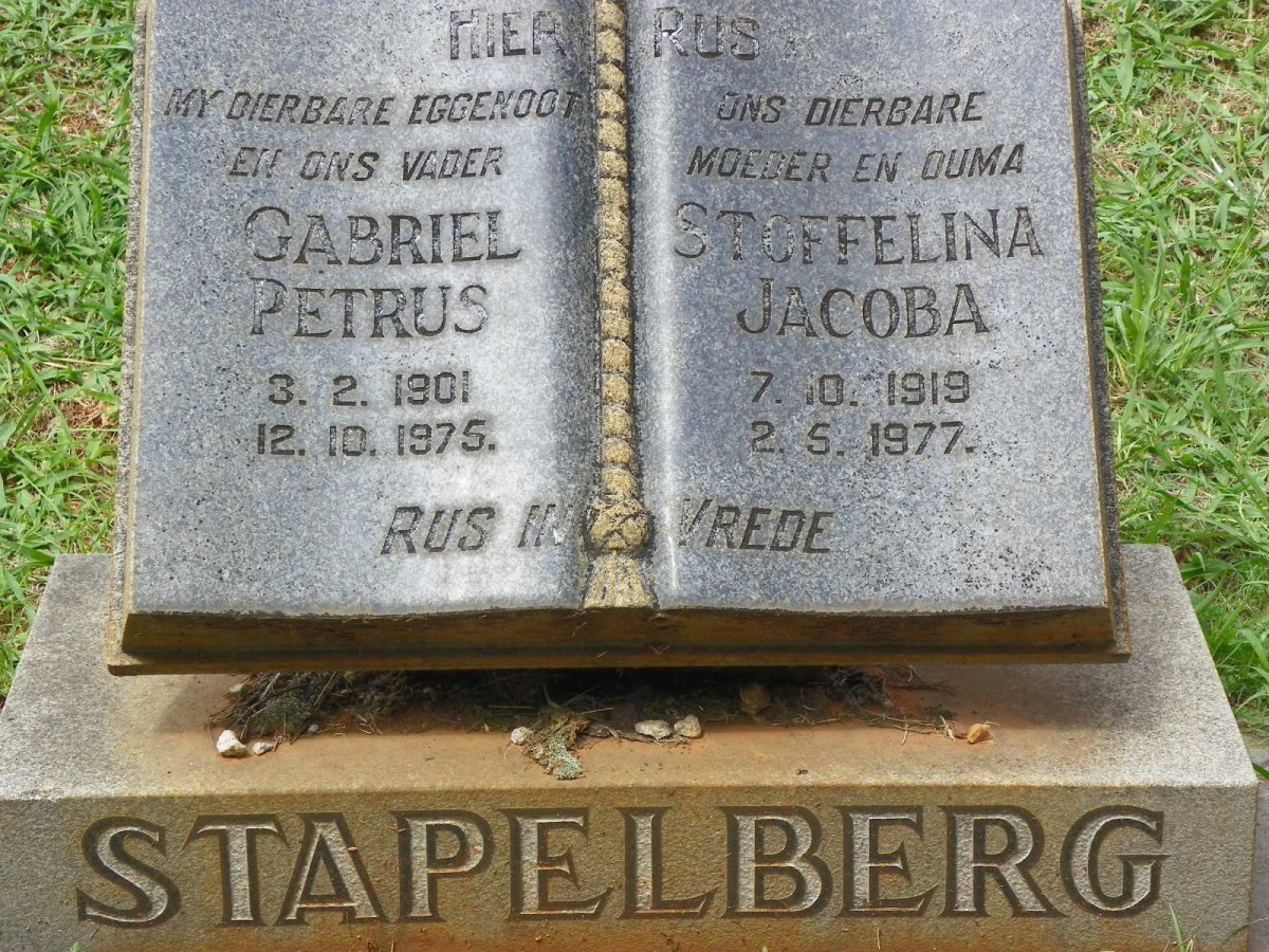 STAPELBERG Gabriel Petrus 1901-1975 &amp; Stoffelina Jacoba 1919-1977