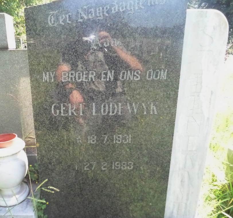 STEENEKAMP Gert Lodewyk 1931-1983