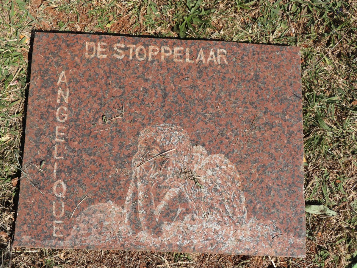 STOPPELAAR Angelique, de