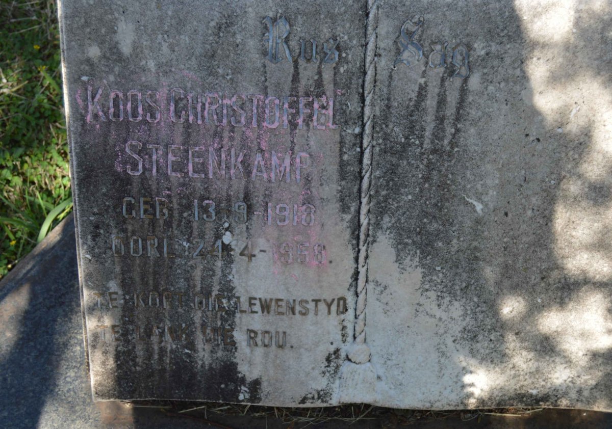 STEENKAMP Koos Christoffel 1918-1958