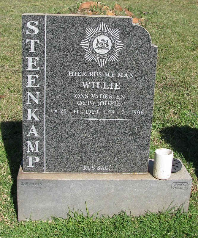STEENKAMP Willie 1929-1996