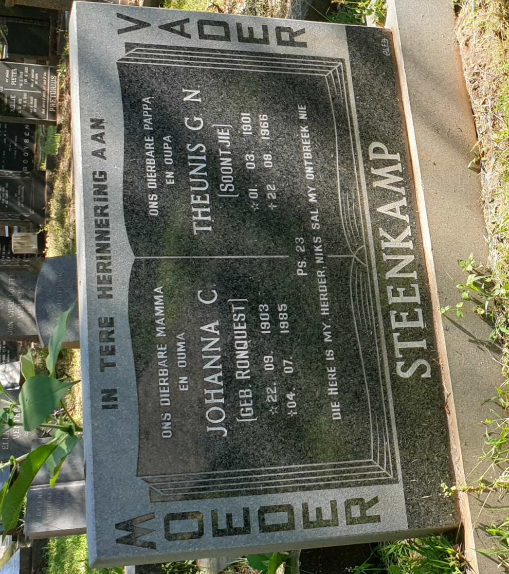 STEENKAMP Theunis G.N. 1901-1966 &amp; Johanna C. RONQUEST 1903-1985