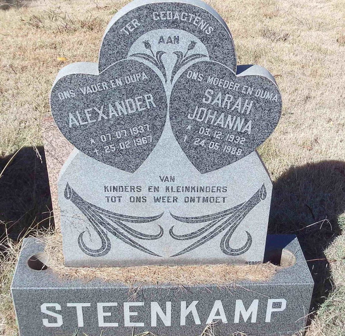 STEENKAMP Alexander 1937-1967 &amp; Sarah Johanna 1932-1988
