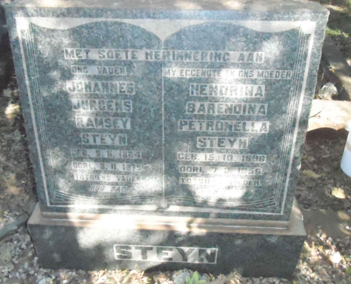 STEYN Johannes Jurgens Ramsey 1884-1979 &amp; Hendrina Barendina Petronella 1888-1956