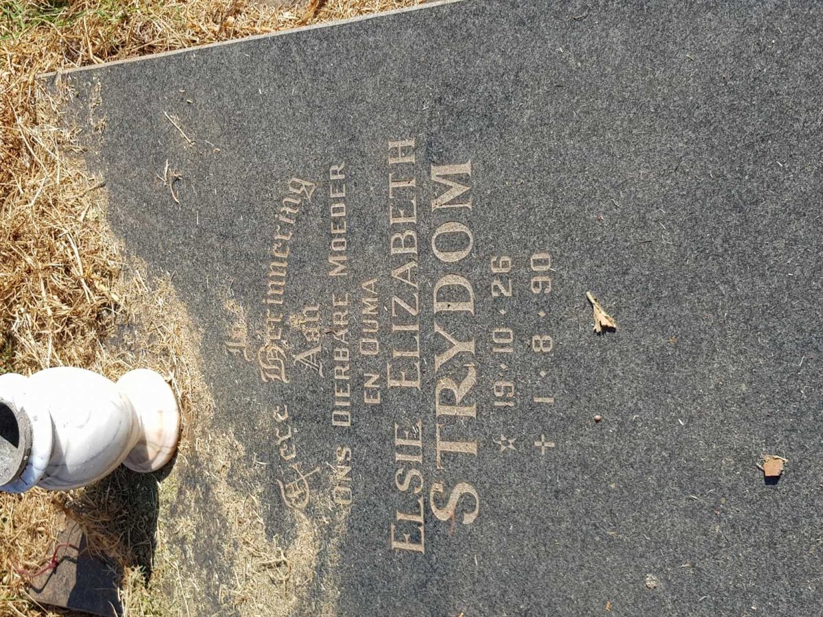 STRYDOM Elsie Elizabeth 1926-1990