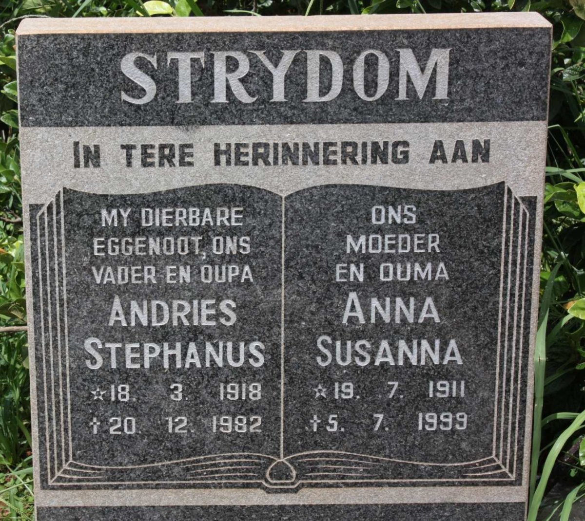 STRYDOM Andries Stephanus 1918-1982 &amp; Anna Susanna 1911-1999