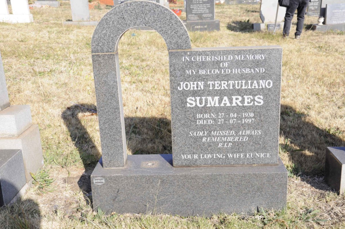 SUMARES John Tertuliano 1930-1997