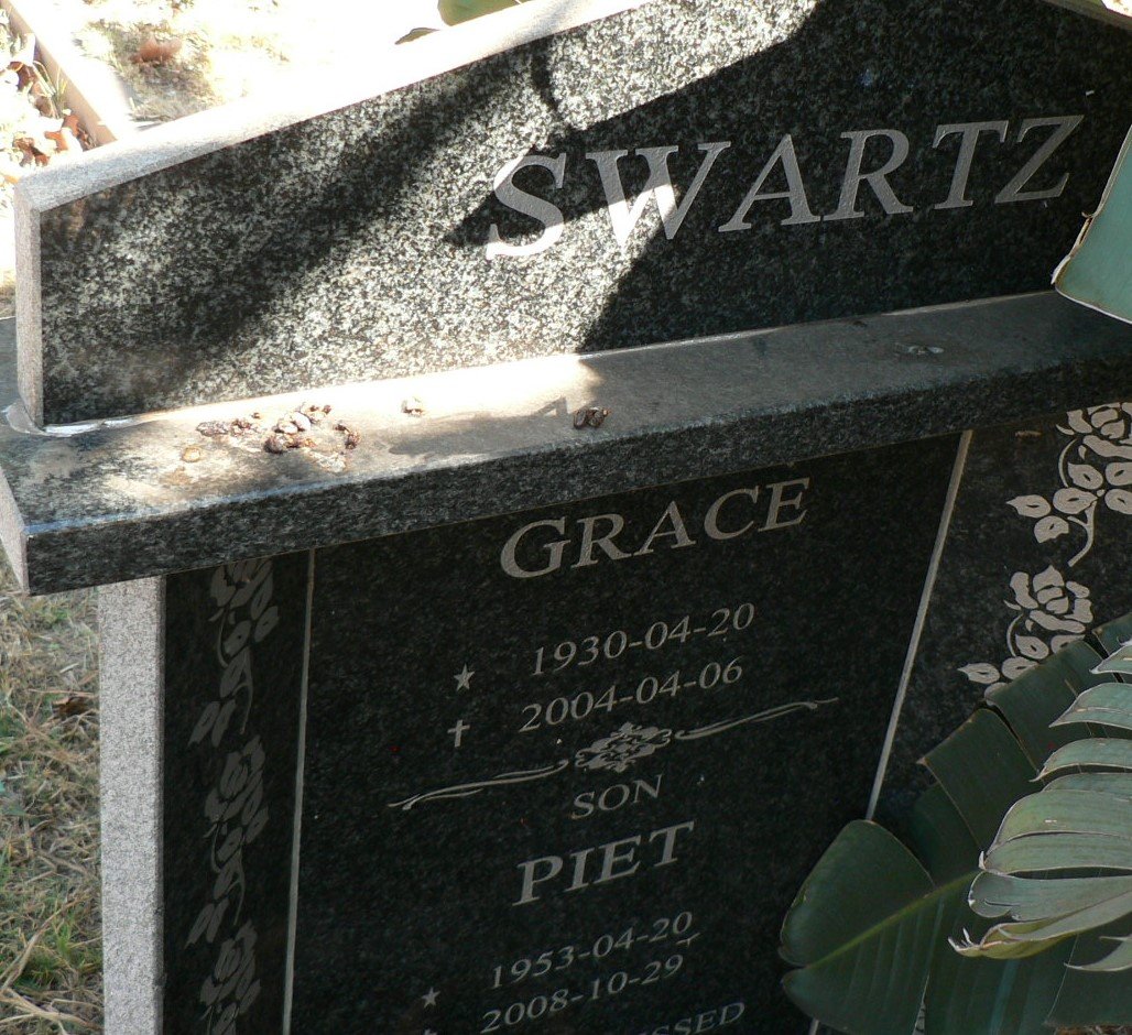SWARTZ Gracie Williams 1930-2004 :: SWARTZ Piet 1953-2008 