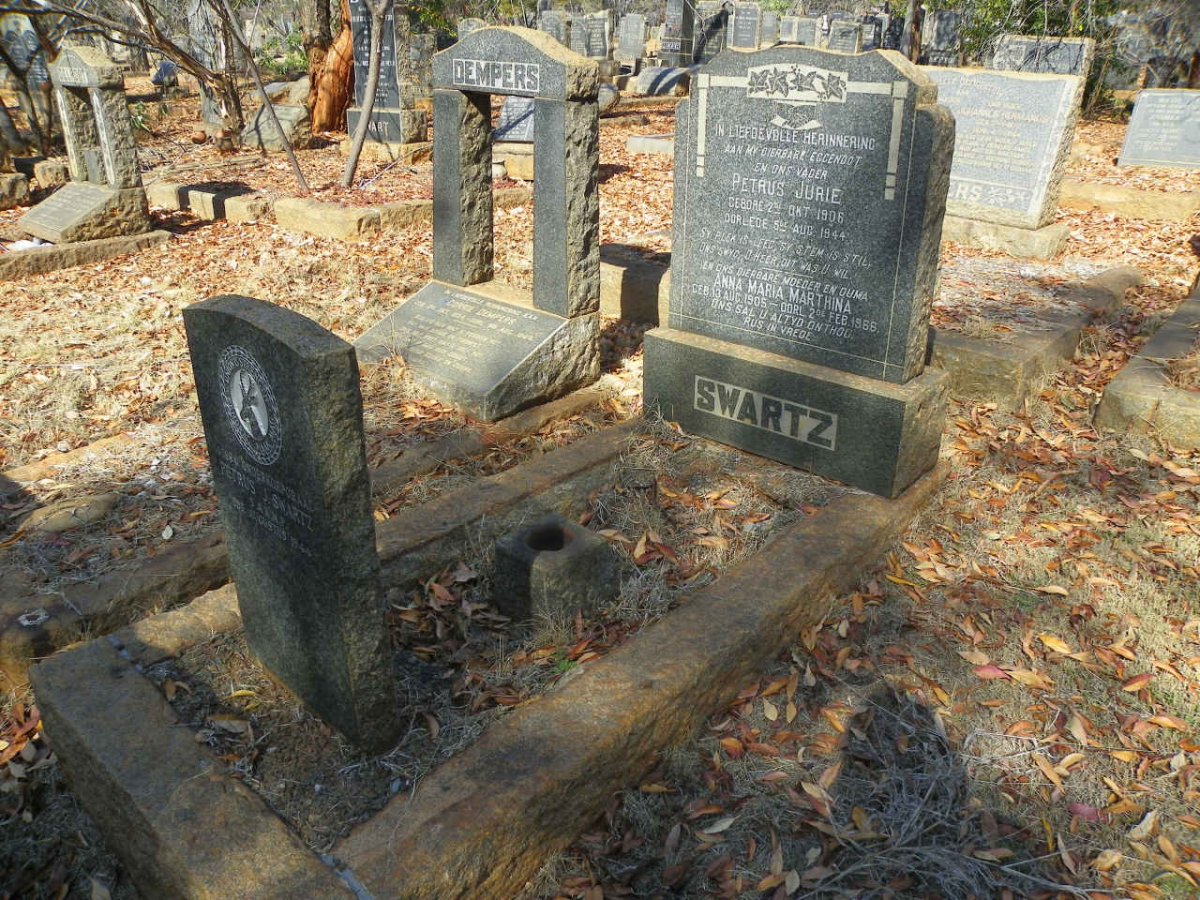 SWARTZ Petrus Jurie 1906-1944 &amp; Anna Maria Marthina 1905-1966