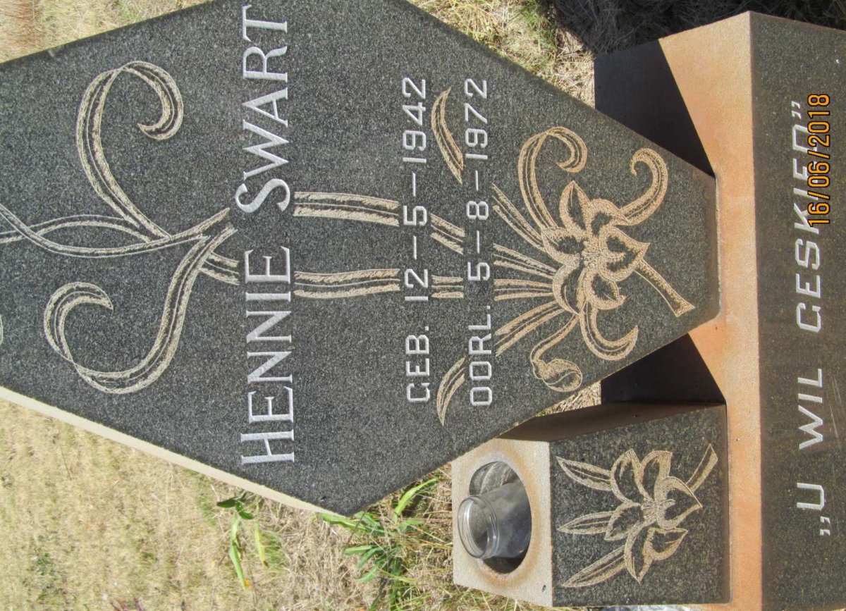 SWART Hennie 1942-1972